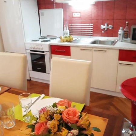 Apartment Hotspot Спліт Екстер'єр фото