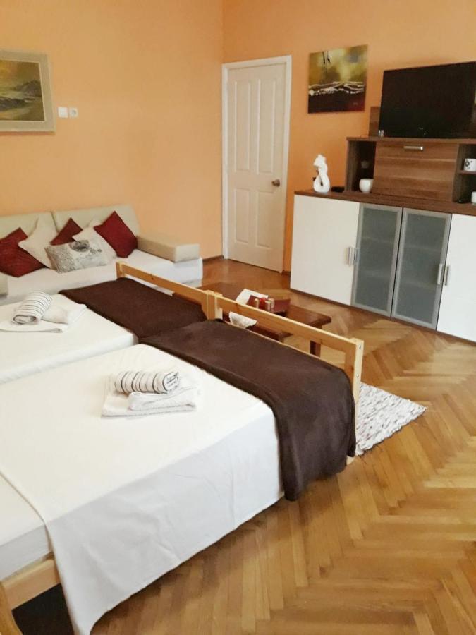 Apartment Hotspot Спліт Екстер'єр фото